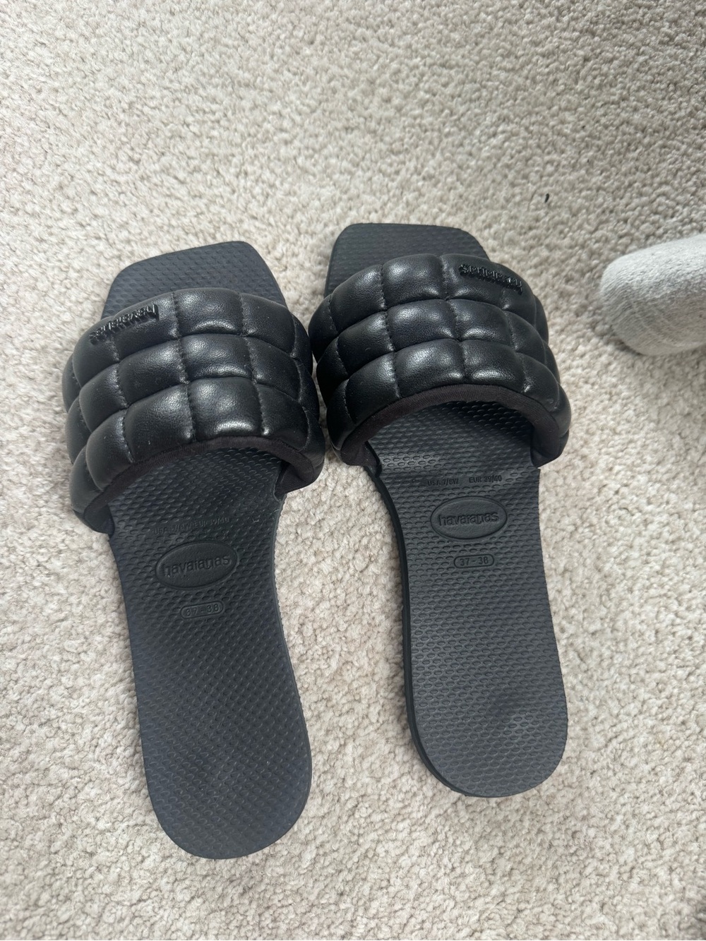 Havaianas Black Quilted Slide Sandals